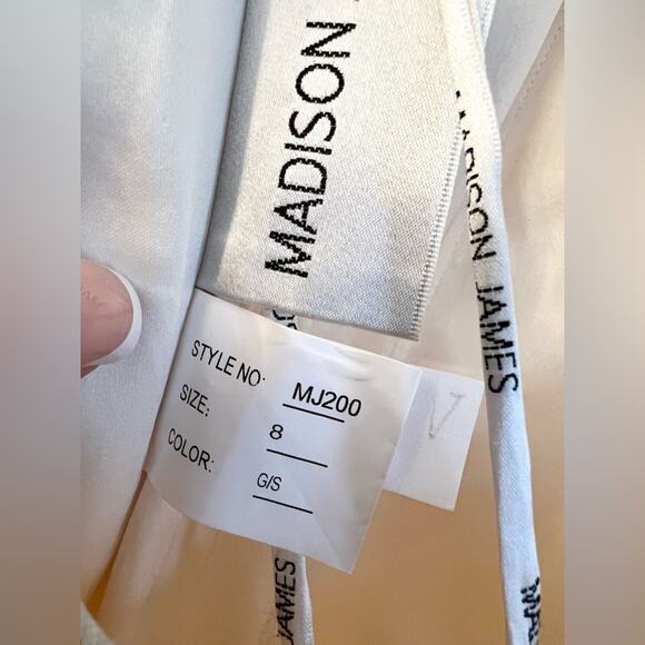 Madison James wedding gown MJ200 full tulle skirt beaded bodice open back - Picture 7 of 13